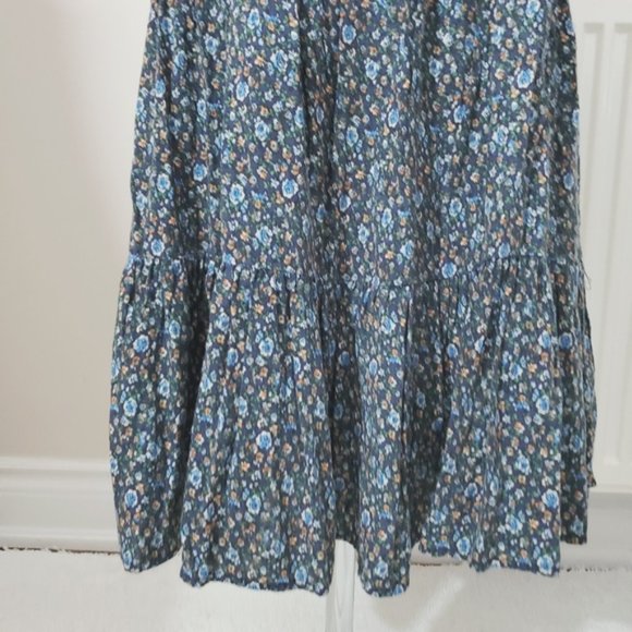 Forever 21 Low Back Ditsy Pleated dress-  Small - Picture 5 of 8